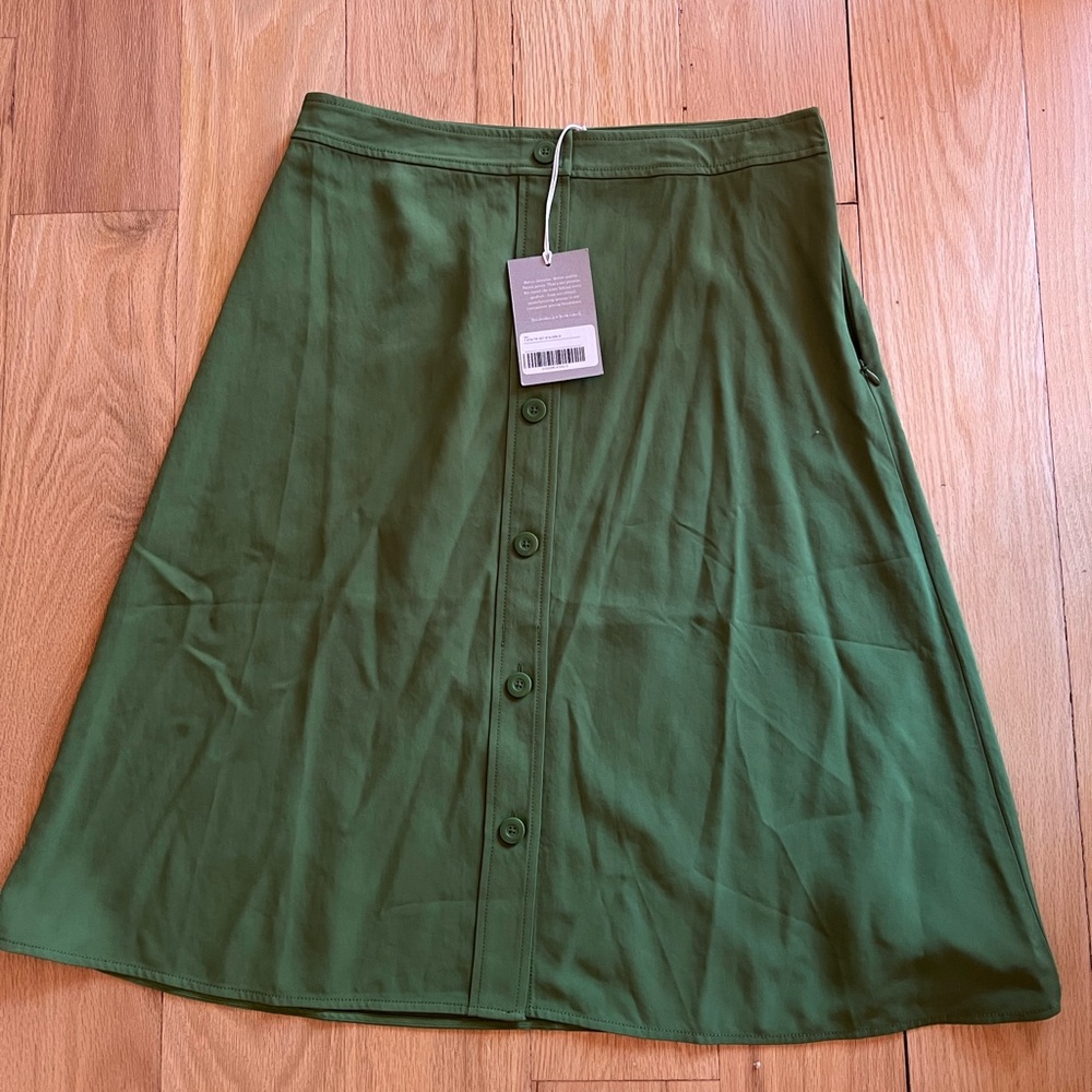 Everlane  Green A-Line Button-Front Midi Skirt